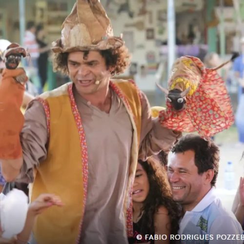 Apresentação de Teatro de fantoches na Torre de TV (Fabio Rodrigues Pozzebom/Agência Brasil)
